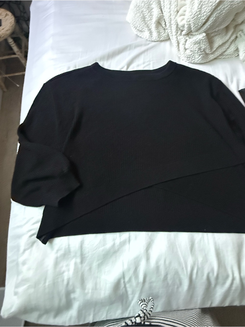 Lululemon Black Women's Knit Sweater